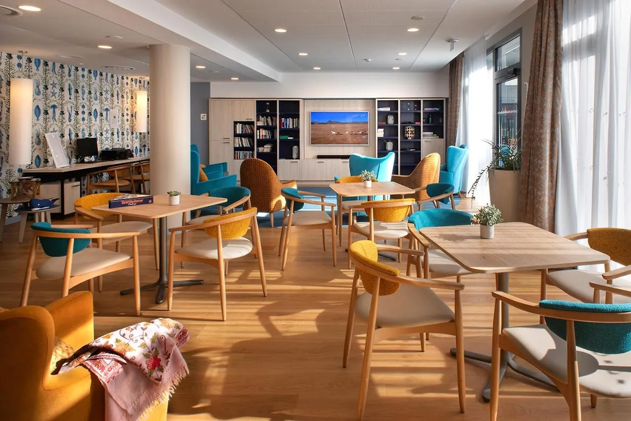 Aparthotel Domitys - Terres De Legendes Vannes