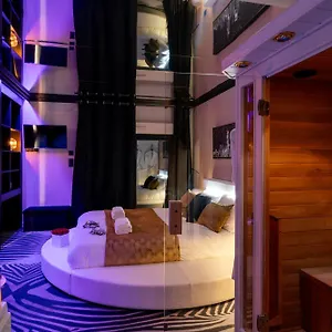 Couette-café Loveroom Le Cote Secret, Vannes